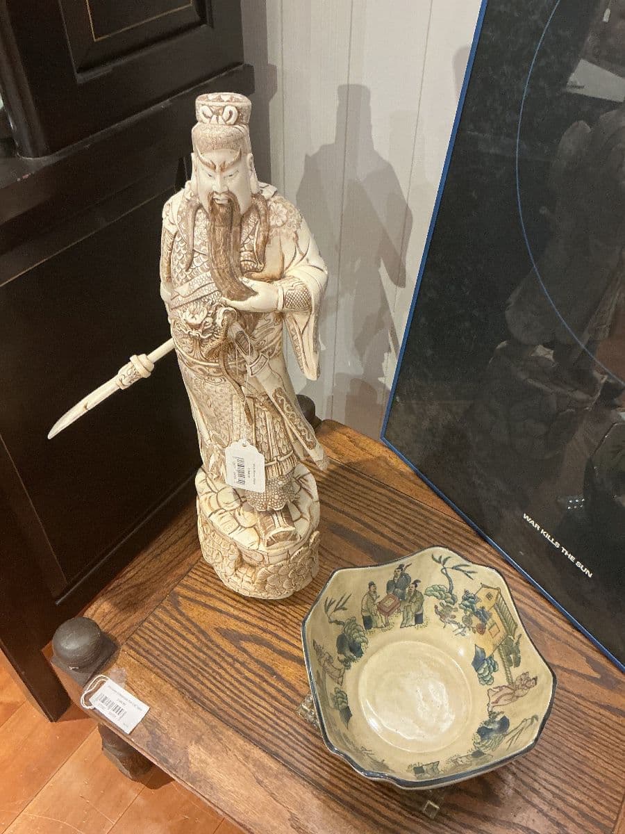 Asian Antiques and Decorative Arts | 50% OFF photo 1