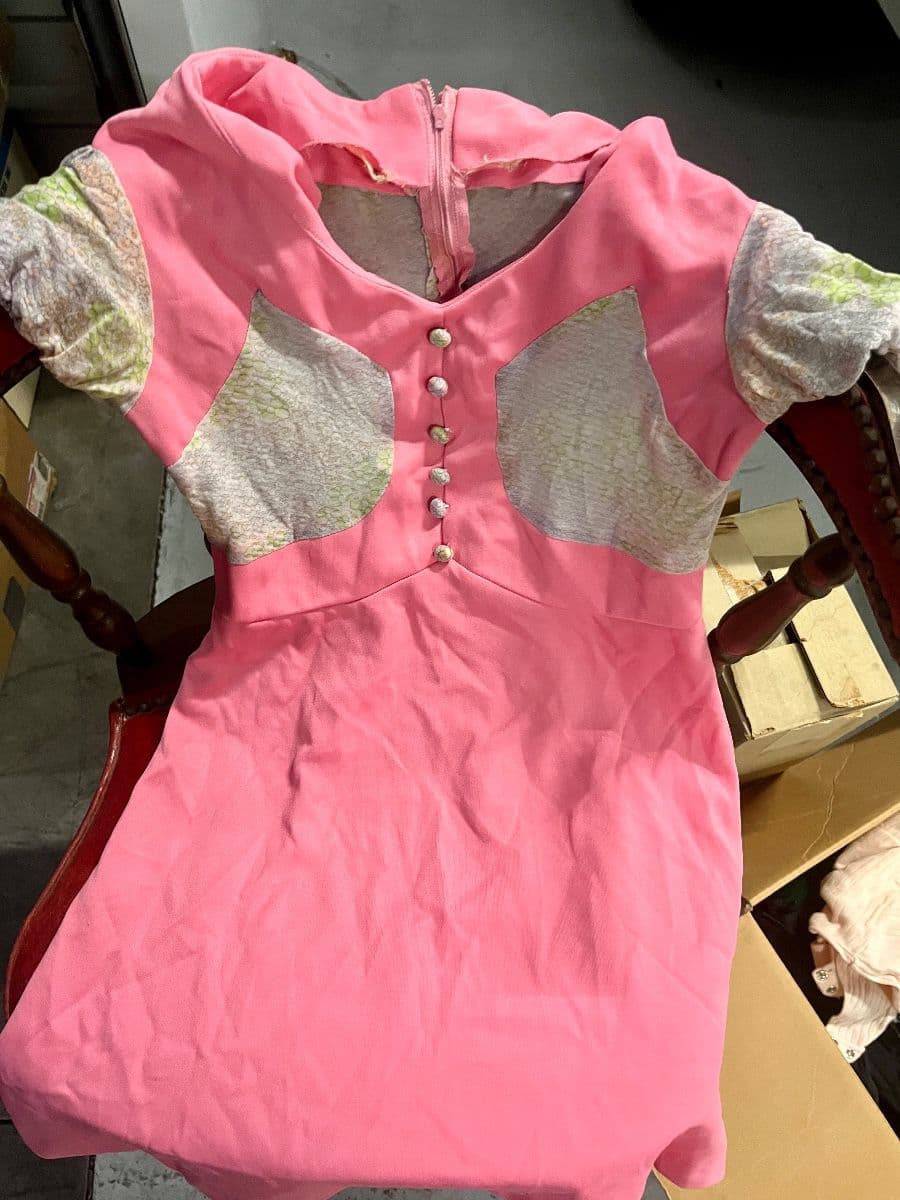 Pickers Party in North Central Phoenix ~ Vintage Smalls, 80's Womans Clothes, Books, Jewelry & More photo 11