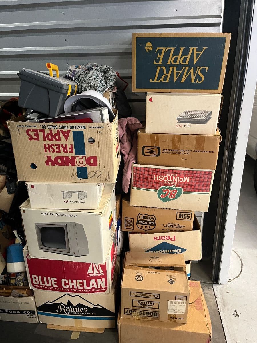 Pickers Party in North Central Phoenix ~ Vintage Smalls, 80's Womans Clothes, Books, Jewelry & More photo 4