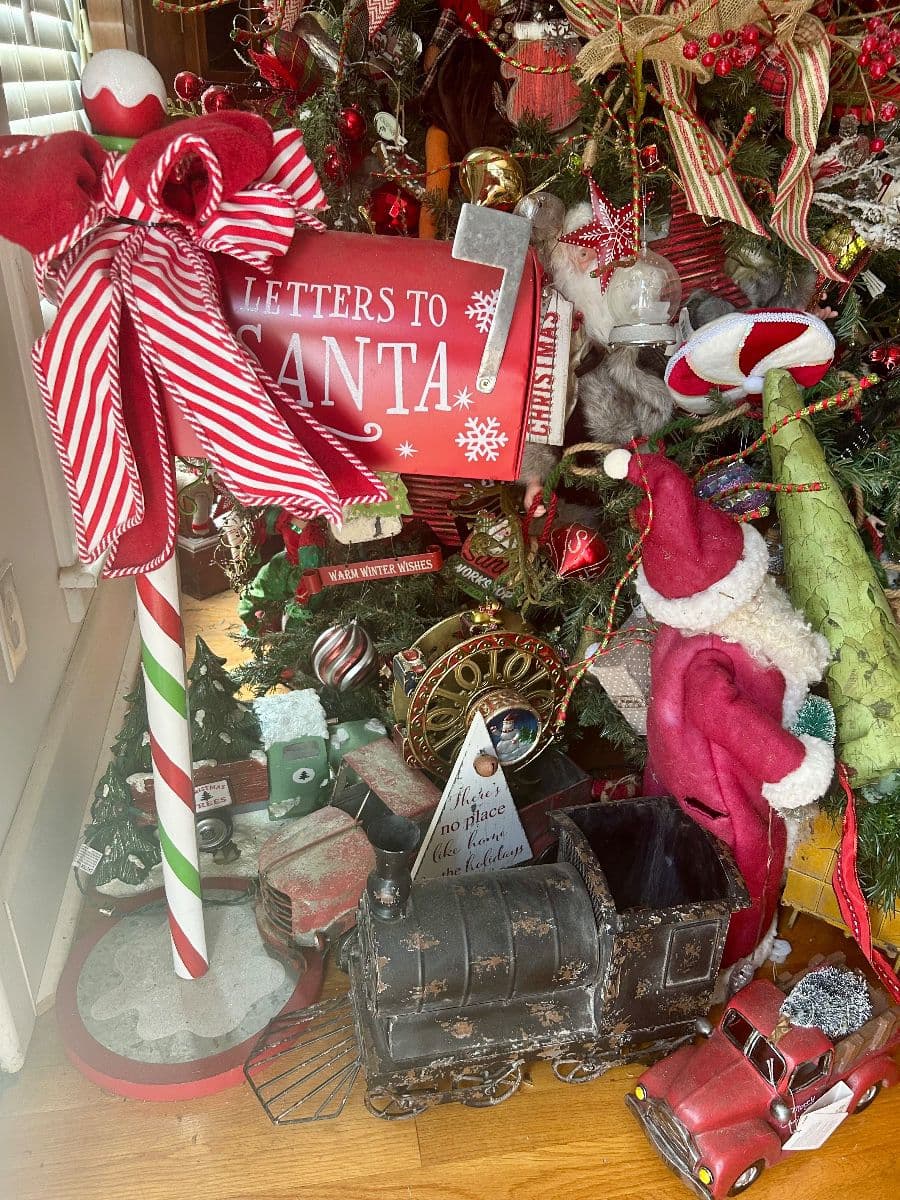 CHRISTMAS Showcase ~ plus Antiques! By Appointment photo 5