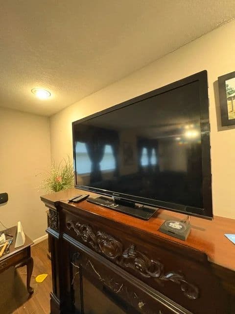 Kansas City Estate Sale photo 1