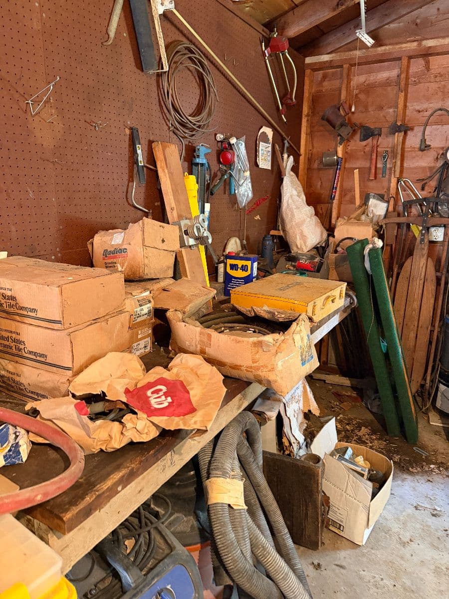 Lets Make A Deal - Ham Lake Sale - Contractor’s Cache Estate Sale — Tools, Antiques & More photo 10