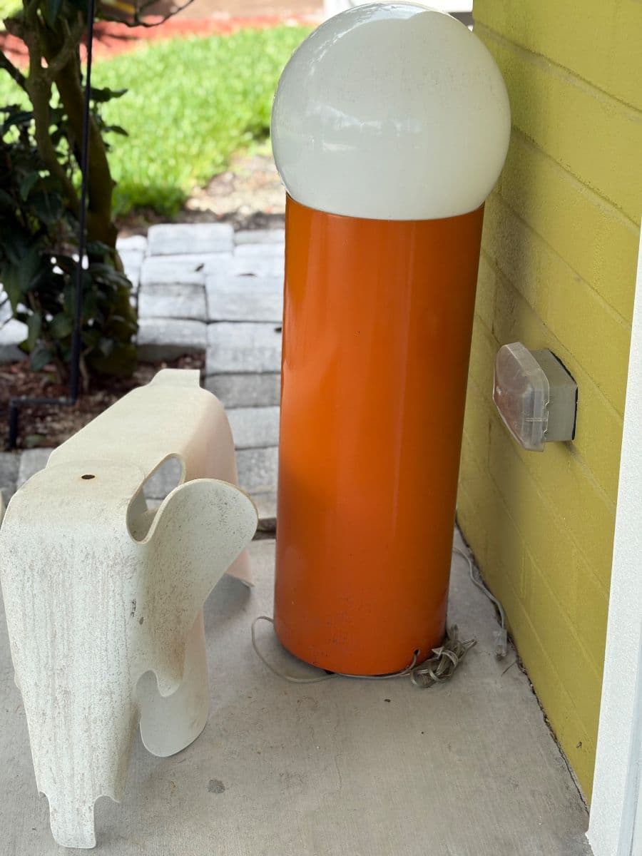 Mid Century Modern Sale in College Park photo 8