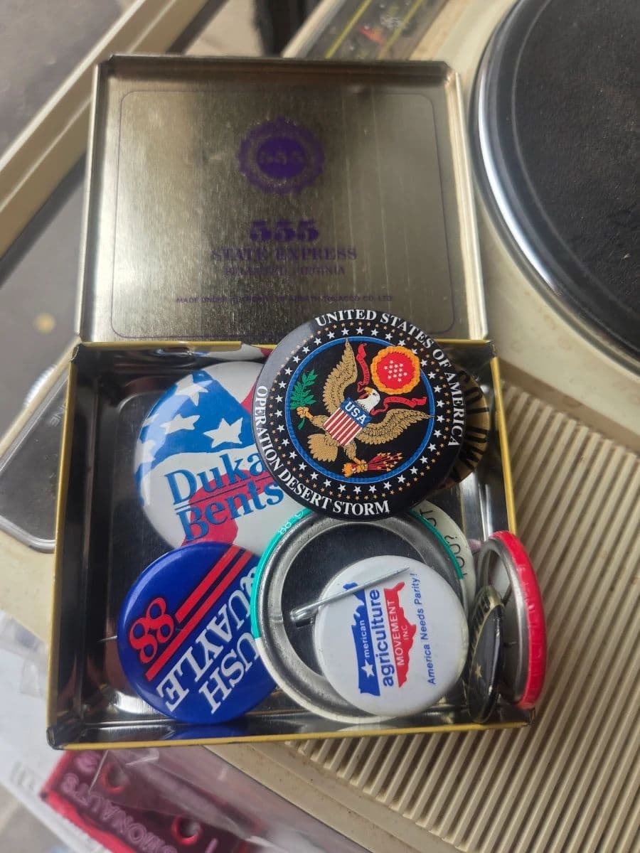 Jewelry, Collectibles, Vintage, Rocks, Electronics, Clothing, Pins, Funko, Pyrex, Halloween, Books photo 10
