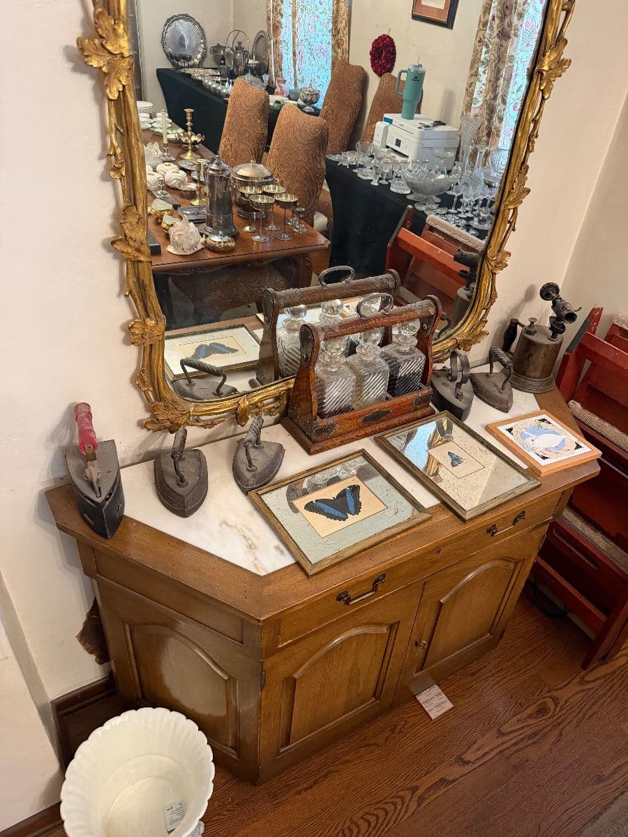 Phoenix Estate Sale Not to Miss Packed Home photo 1