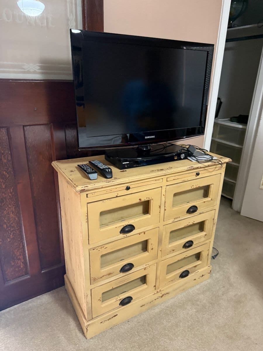 THE HOUSTON ESTATE SALE EVERYONE WILL BE TALKING ABOUT photo 5