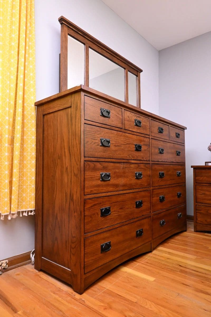Mid-Century Lakefront Lifestyle Estate Sale photo 11