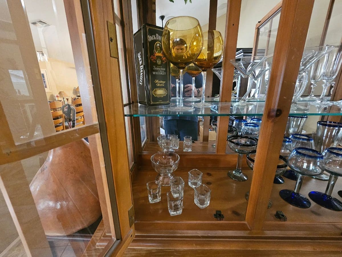 Home & Holiday Estate Sale: Christmas Decor, Earthenware, Cookbooks, Mindset & Real Estate Books photo 6
