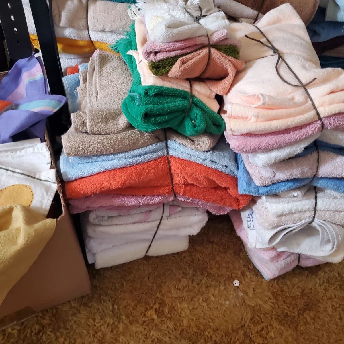 Vintage Clothing & Jewelry ESTATE SALE photo 10