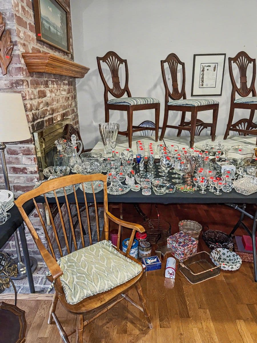 Land park Estate sale- Packed house photo 2