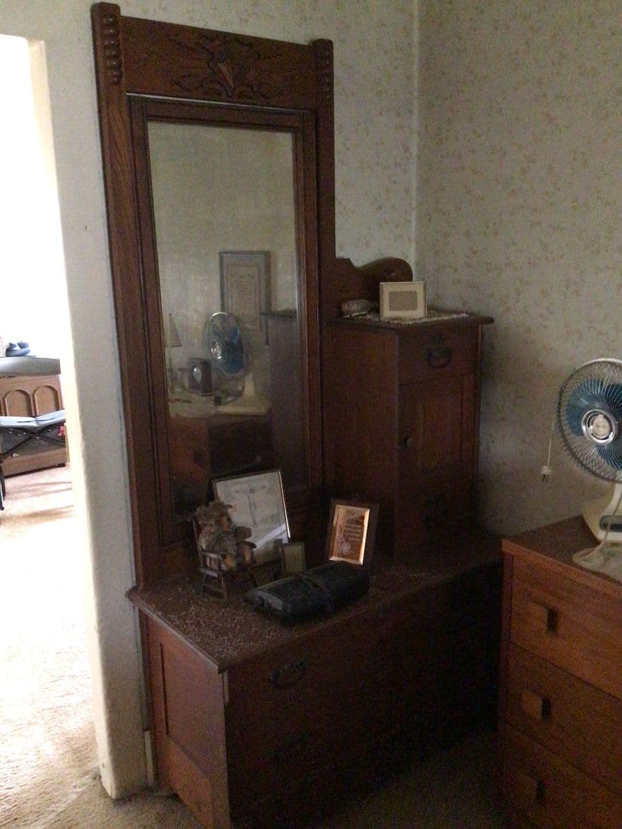 Estate Sale photo 11
