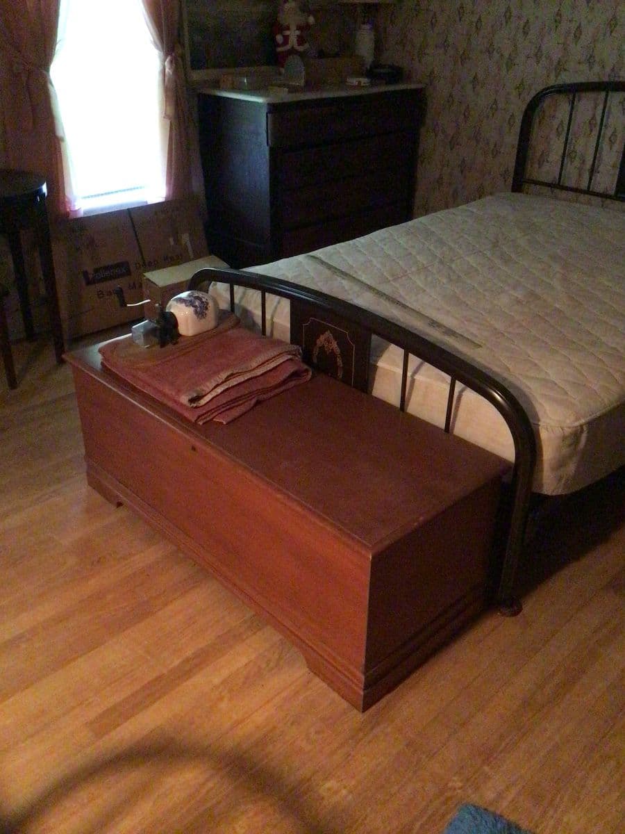 Estate Sale photo 6