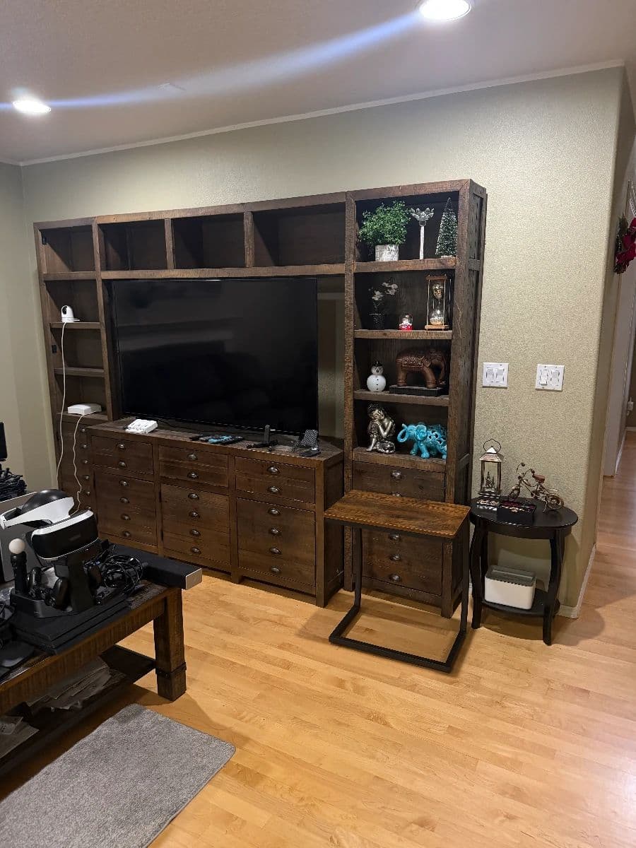 Bates Estate Sales – Garage, Tools & Workshop Estate Sale photo 1