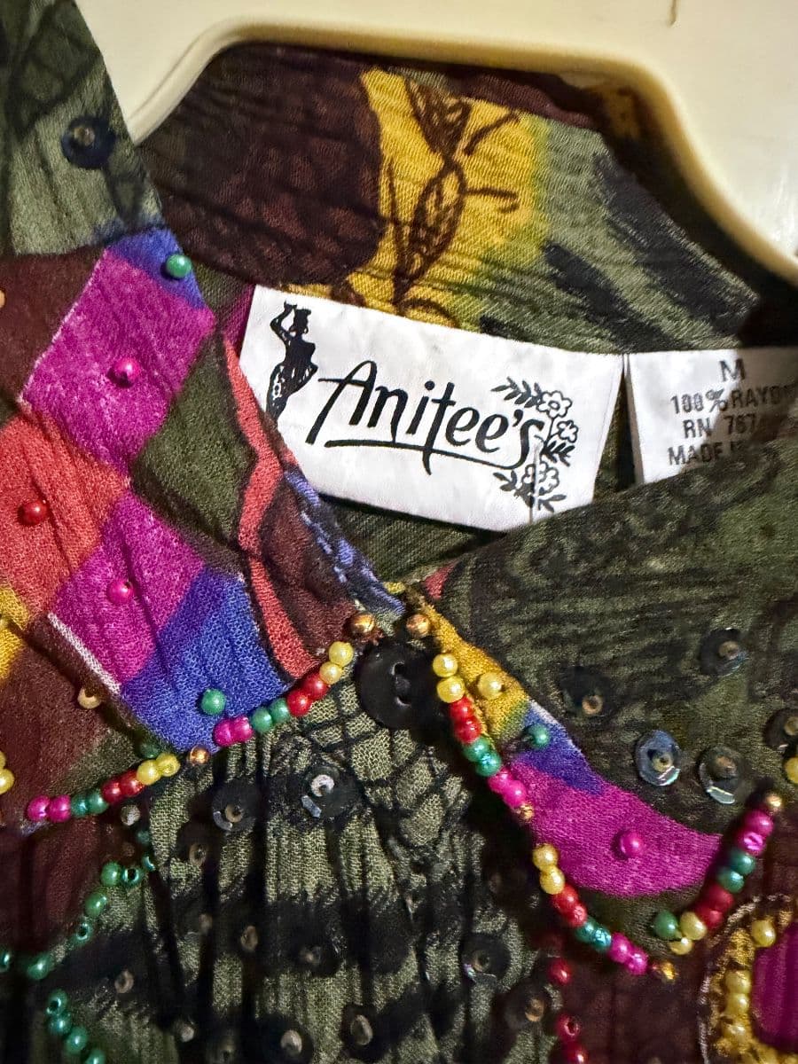 SASSIES PRESENTS: THE GREAT ANTIQUE STORE UNEARTHING -VINTAGE CLOTHING & MORE- SALE #1! photo 8