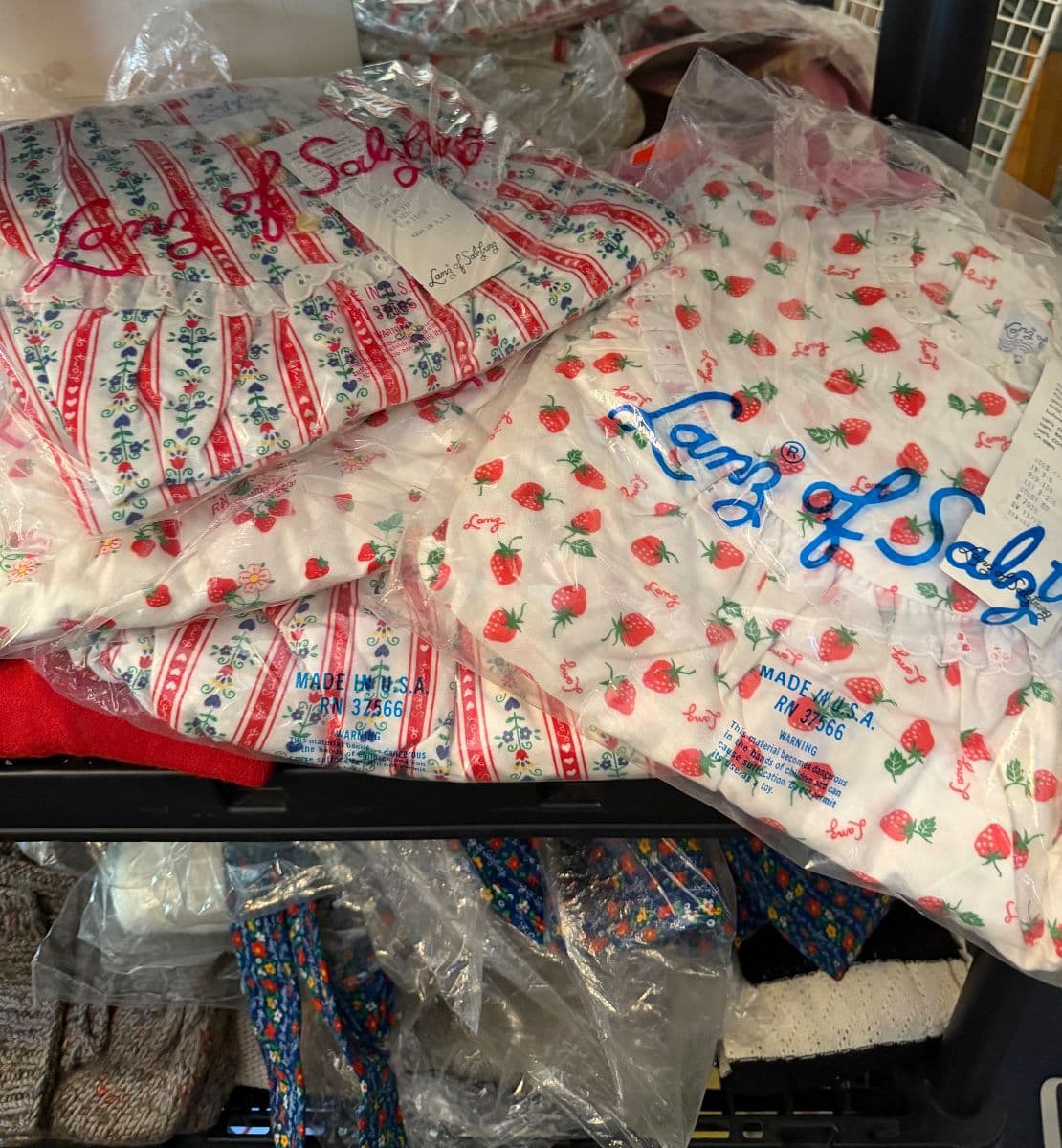SASSIES PRESENTS: THE GREAT ANTIQUE STORE UNEARTHING -VINTAGE CLOTHING & MORE- SALE #1! photo 3