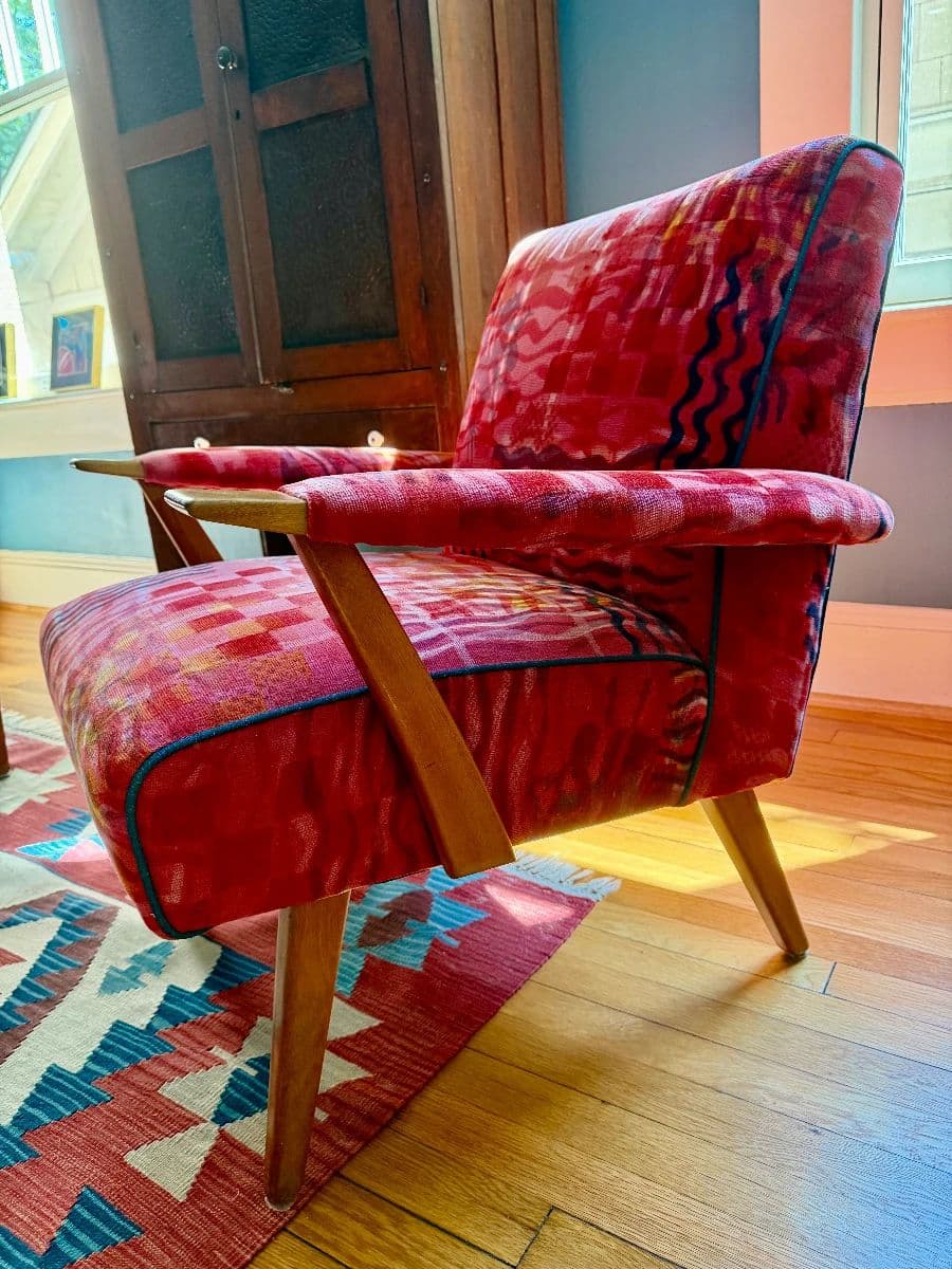 ECLECTIC, ARTSY SALE IN MIDTOWN!! photo 12