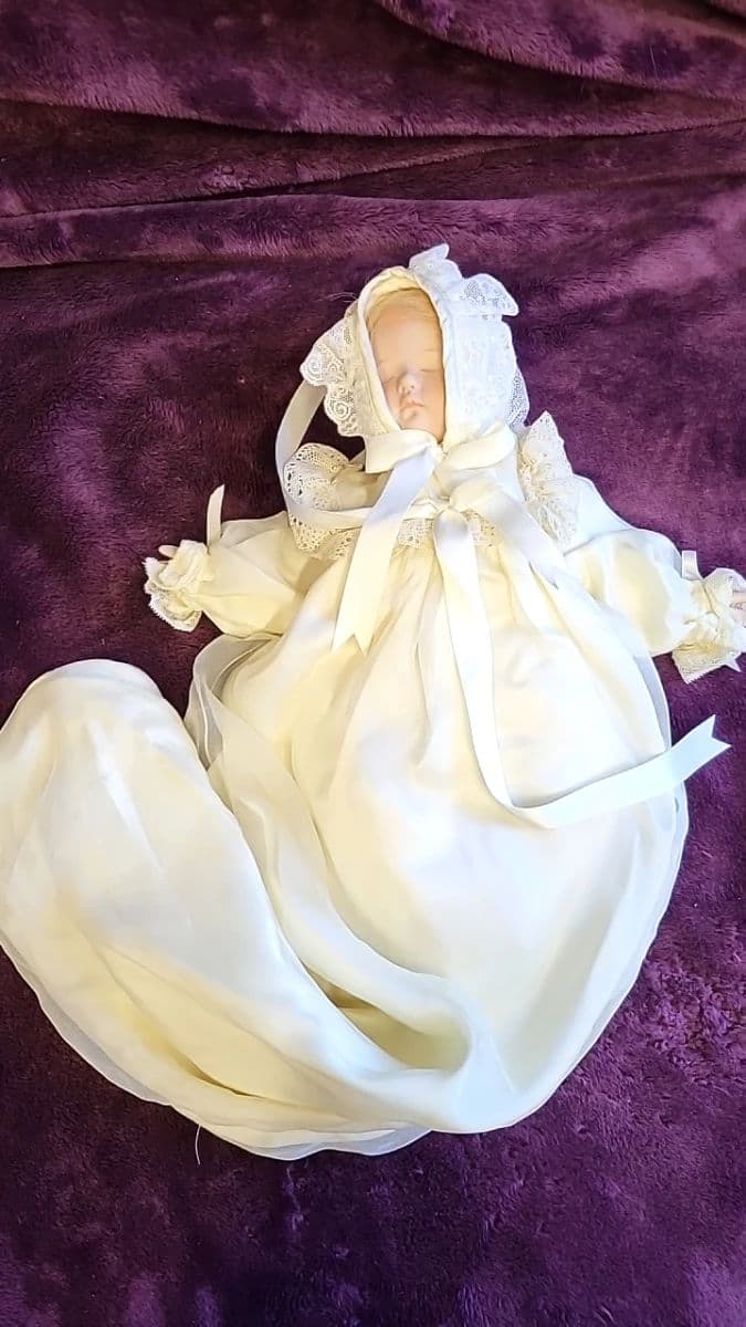 Collector Quality Dolls, Bears and Accessories photo 8