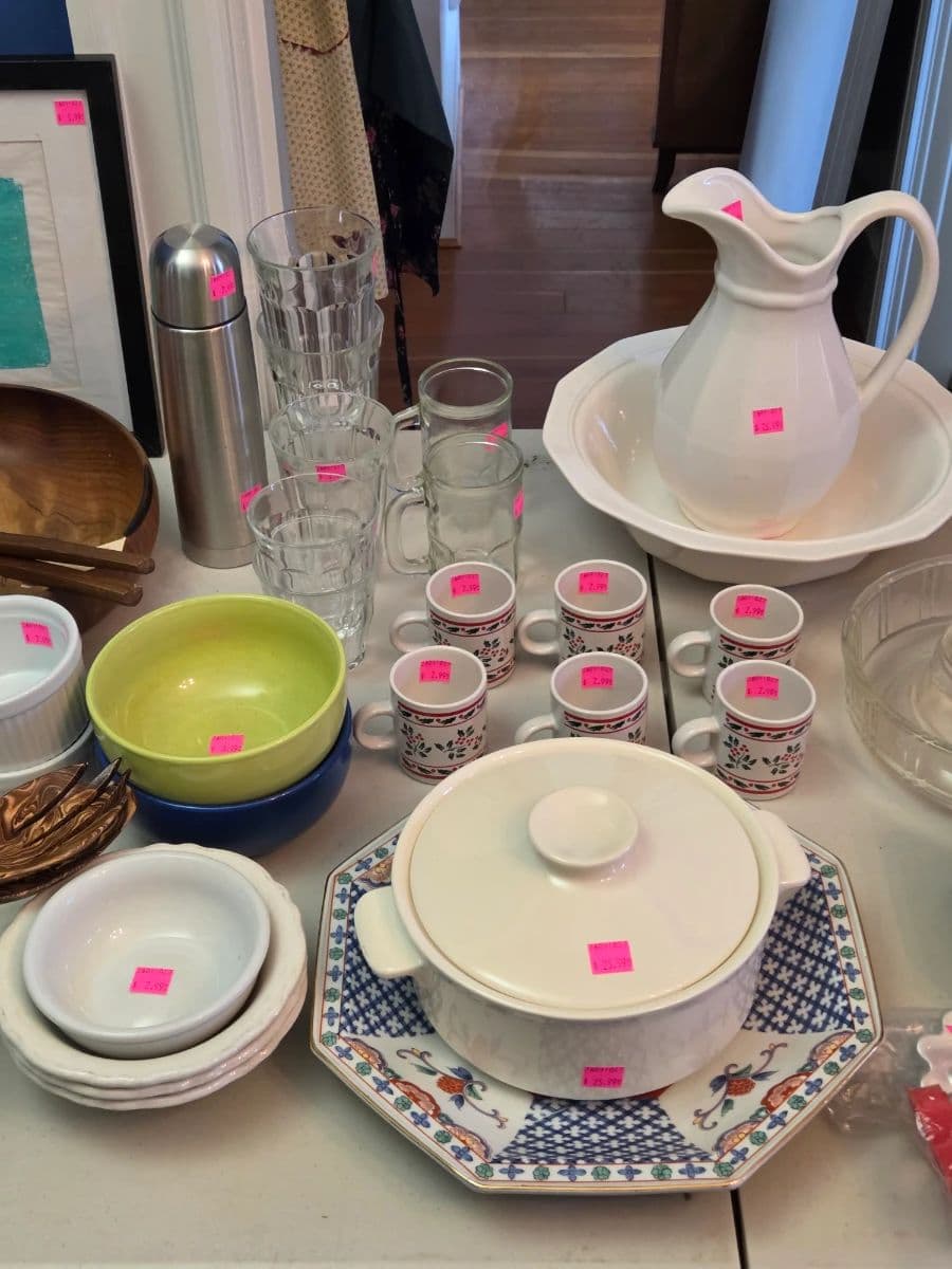 Lake City/NE 80th & Lake City Way NE - Seattle - 3 DAY ESTATE SALE CHES photo 10