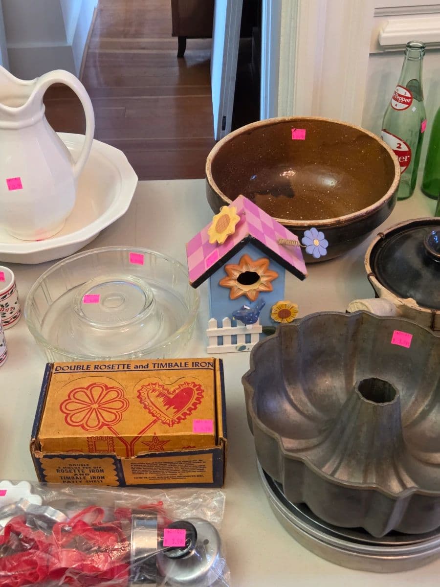 Lake City/NE 80th & Lake City Way NE - Seattle - 3 DAY ESTATE SALE CHES photo 11