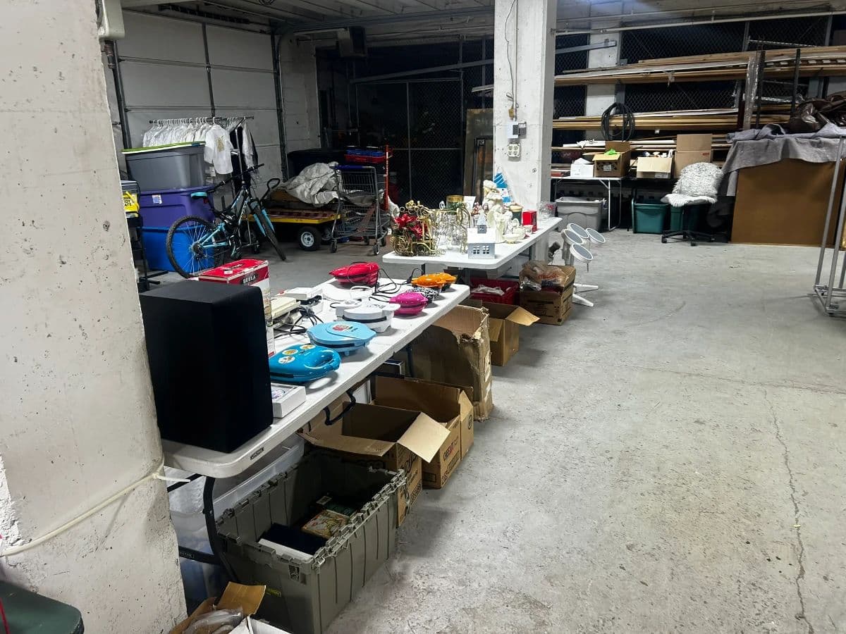 Massive In-Person Picker Sale! - Estate Business Closing - Antiques, Vintage, Tools, & Collectibles! photo 10