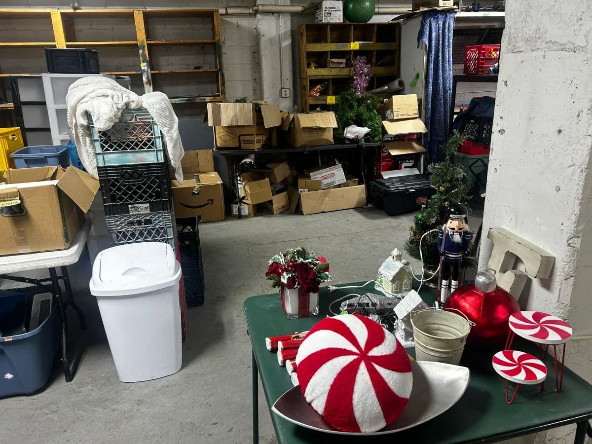 Massive In-Person Picker Sale! - Estate Business Closing - Antiques, Vintage, Tools, & Collectibles! photo 9