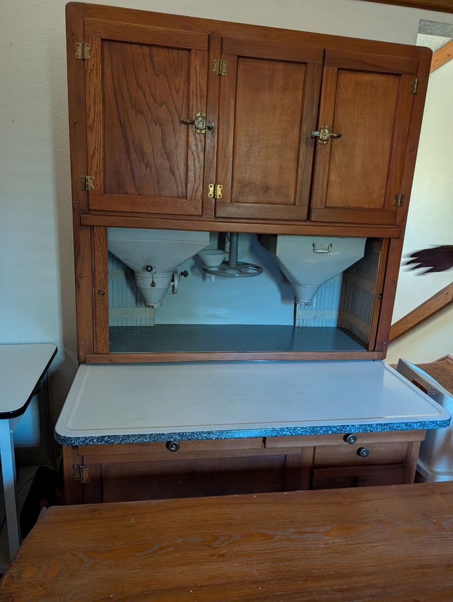 Estate Sale Near Cheyenne Meadows Road photo 8