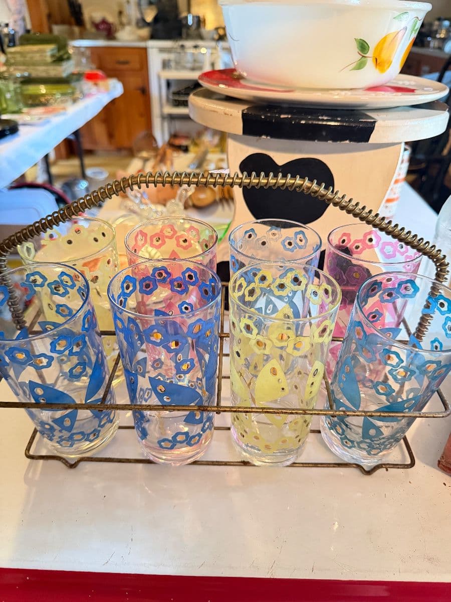 Nashville Estate Sale - Presales on furniture photo 1