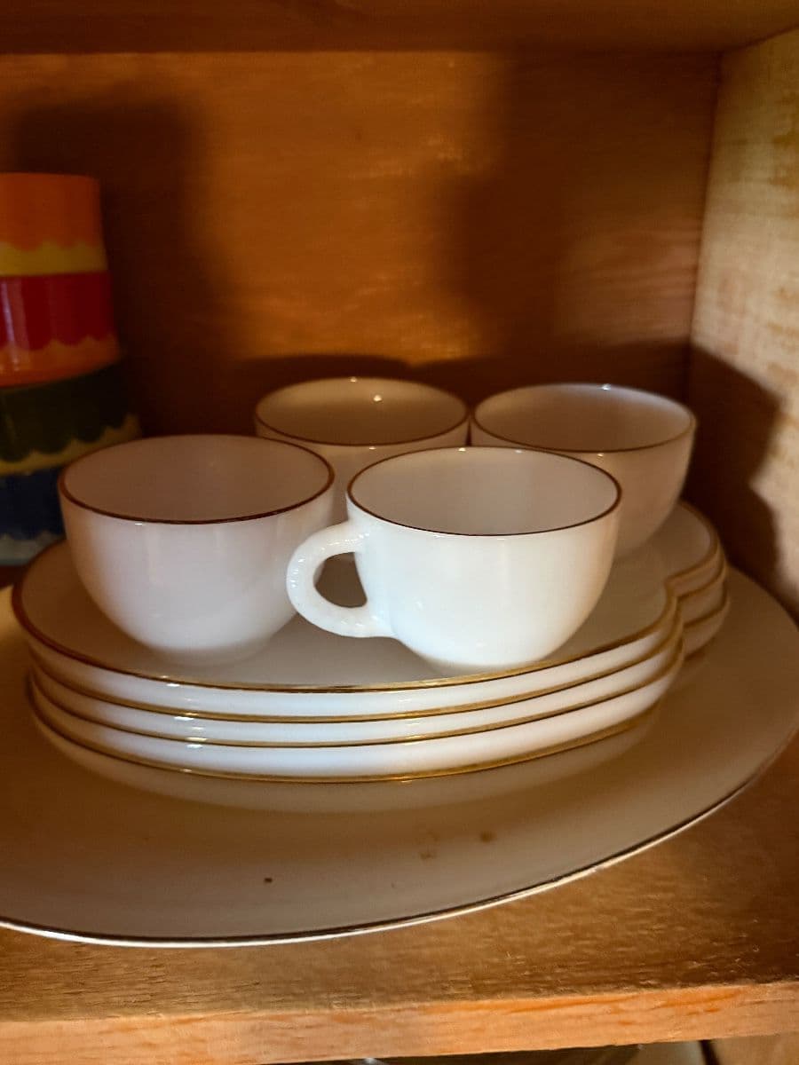 Nashville Estate Sale - Presales on furniture photo 12