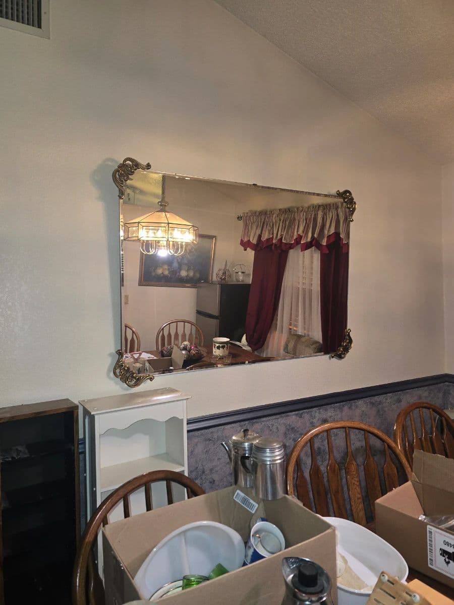 Blue Leaf Auctions - Ahwatukee photo 4
