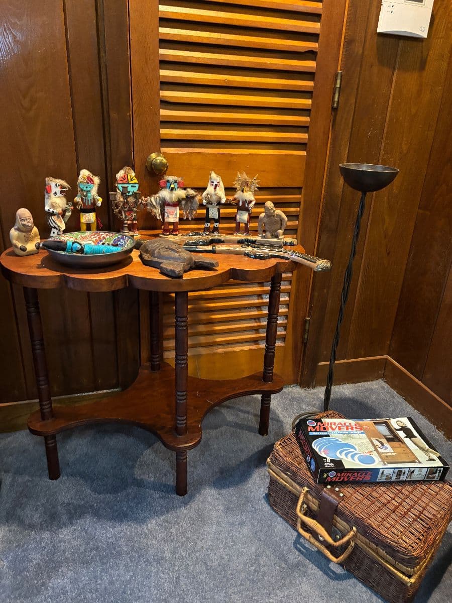 Ridgedale Mid-Century Explosion Sale! photo 5