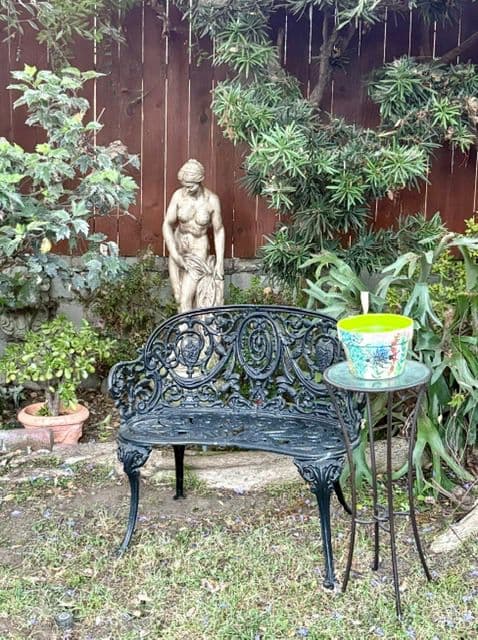 Loz Feliz Brick Charmer filled with Collectibles, Persian rugs & A secret garden 9/18-9/20 zip 90039 photo 1