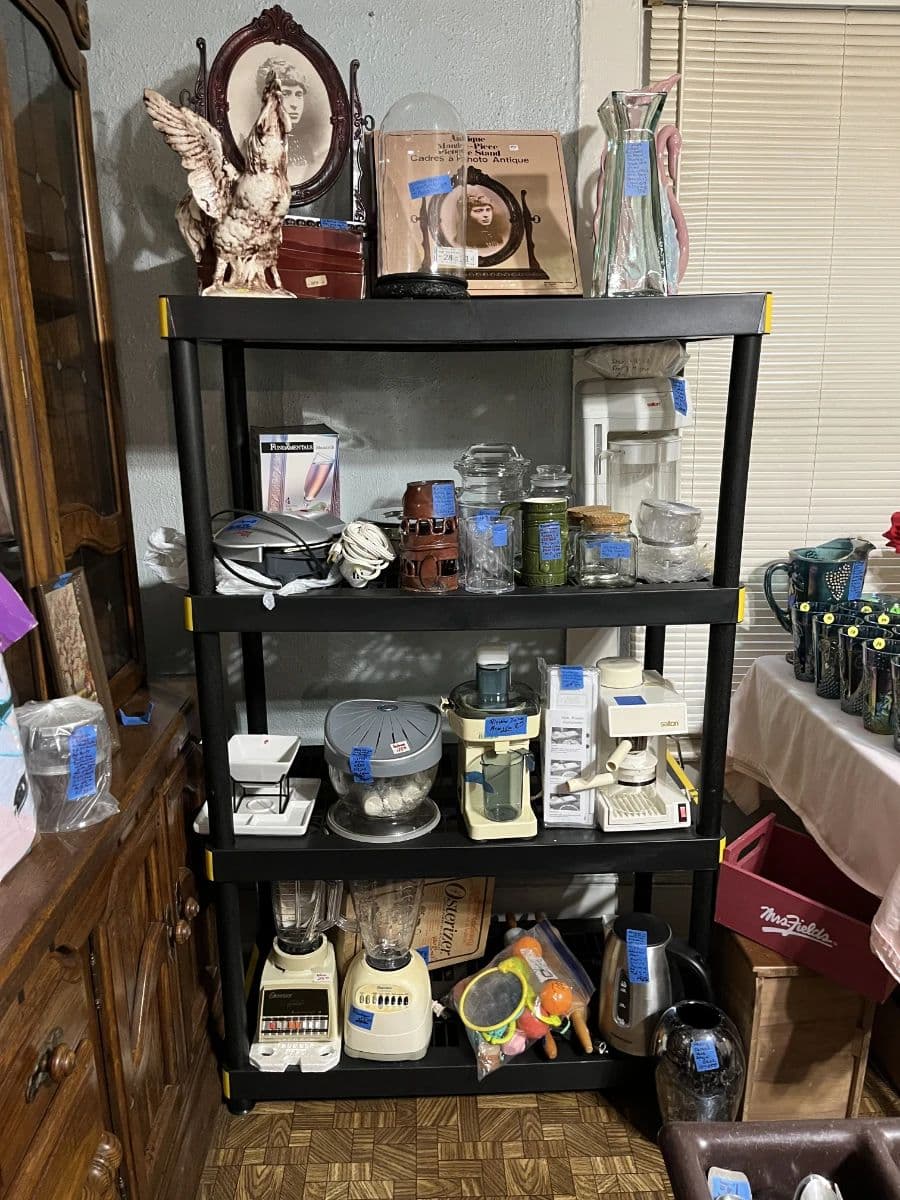 Estate/Yard Sale photo 4