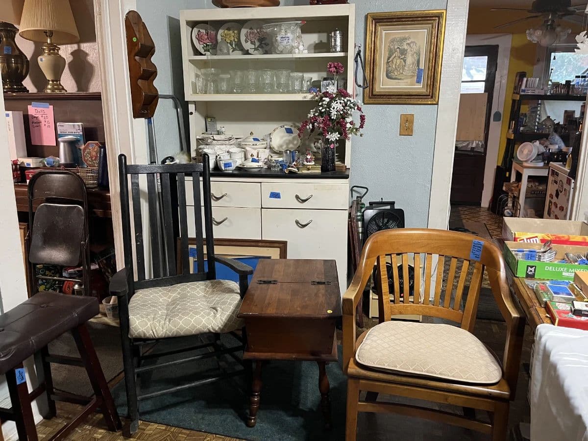 Estate/Yard Sale photo 5