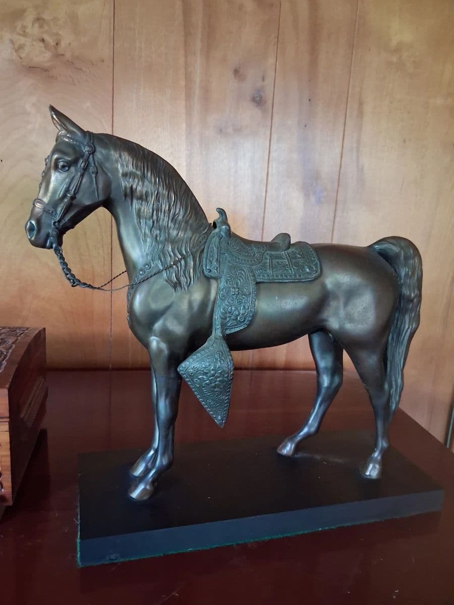 TEASER PHOTOS !!! of HISTORIC RALEIGH FARM SALE with hordes of treasure. photo 9