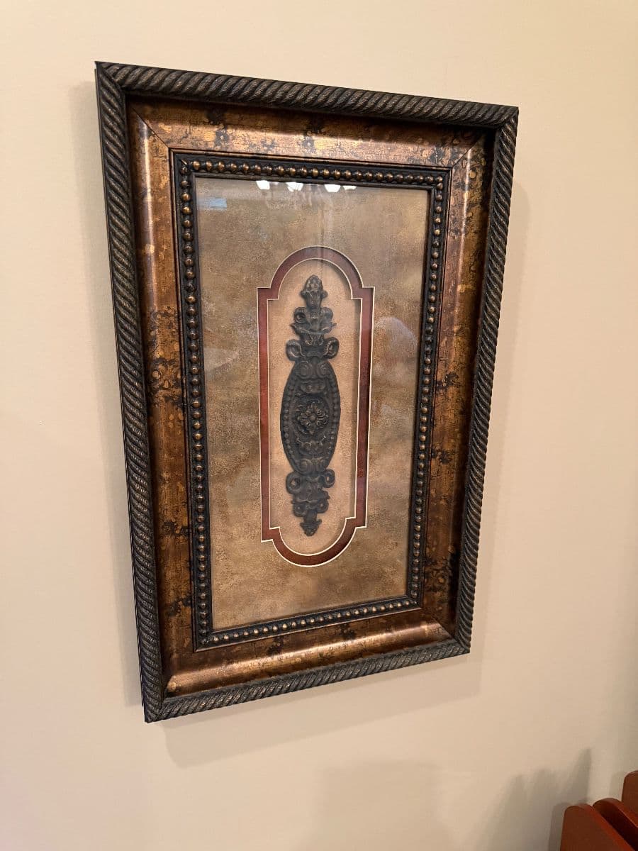 Beautiful estate sale in Cordova Tennessee with clothing & furniture photo 6