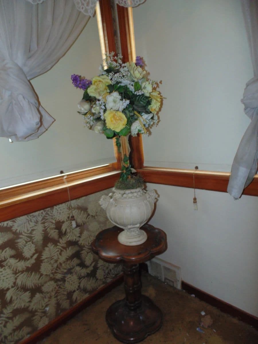 CHICAGO ESTATE SALE-Mid century photo 12