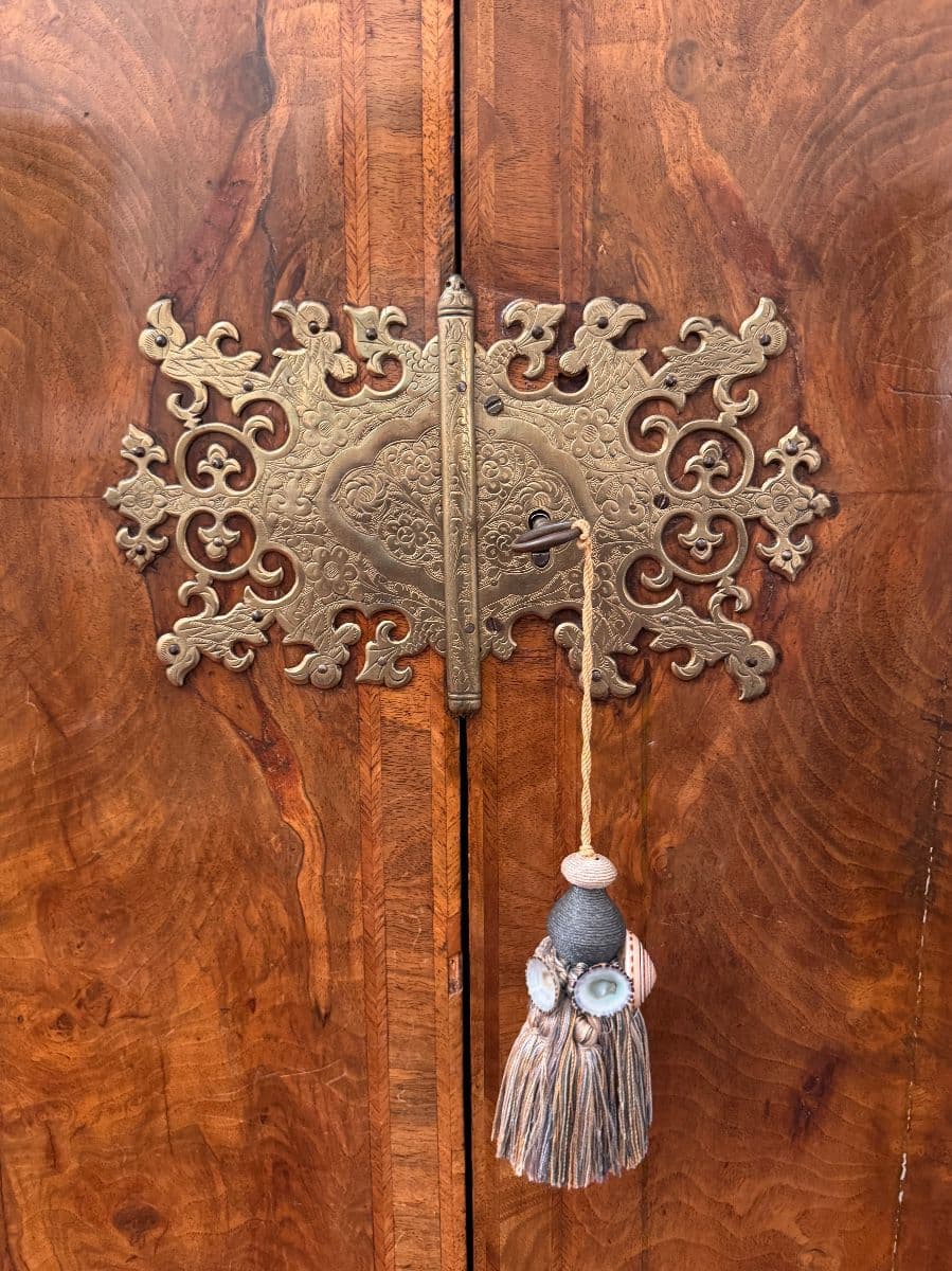 High-style Design Meets Timeless Classics! photo 4
