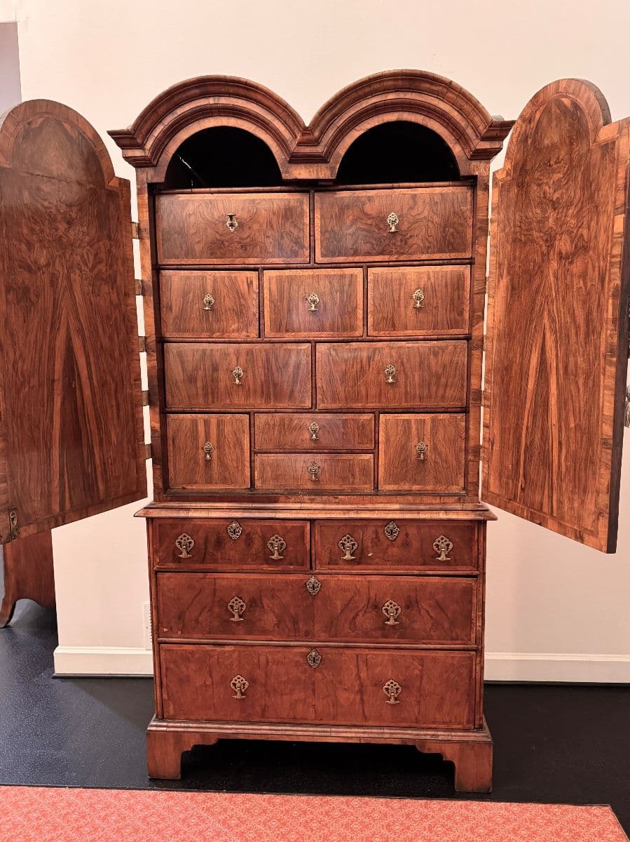 High-style Design Meets Timeless Classics! photo 6