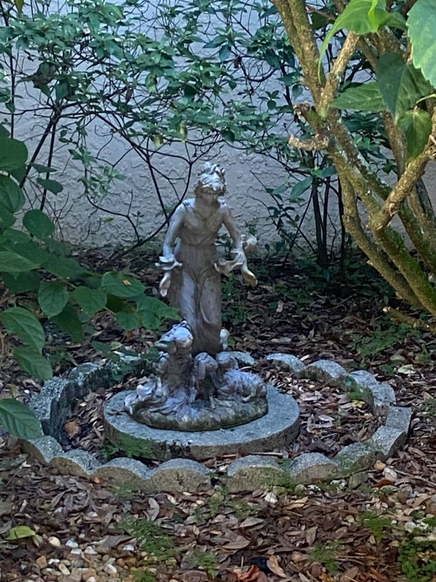 Temple Terrace Estate Sale photo 2