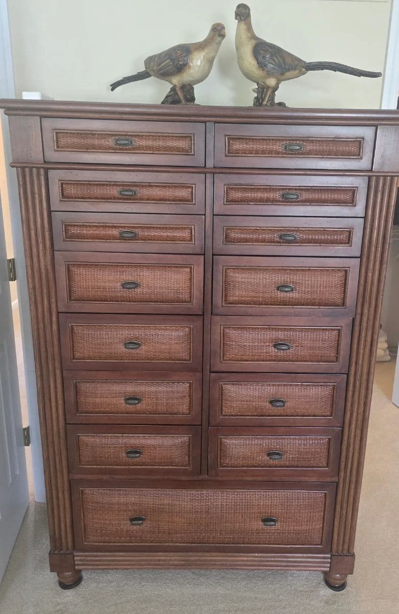 Designer Decorator Estate Sale photo 1