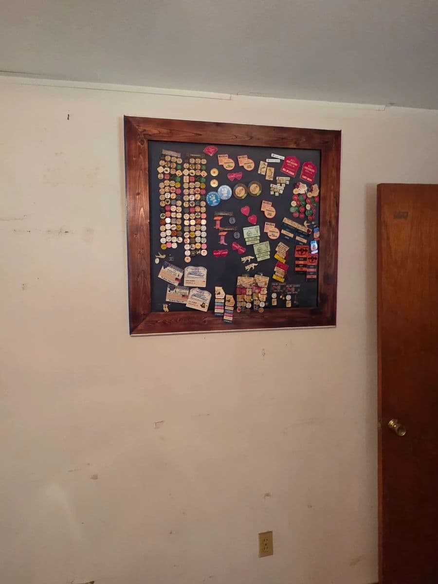Honey Hole Estate Sale photo 8