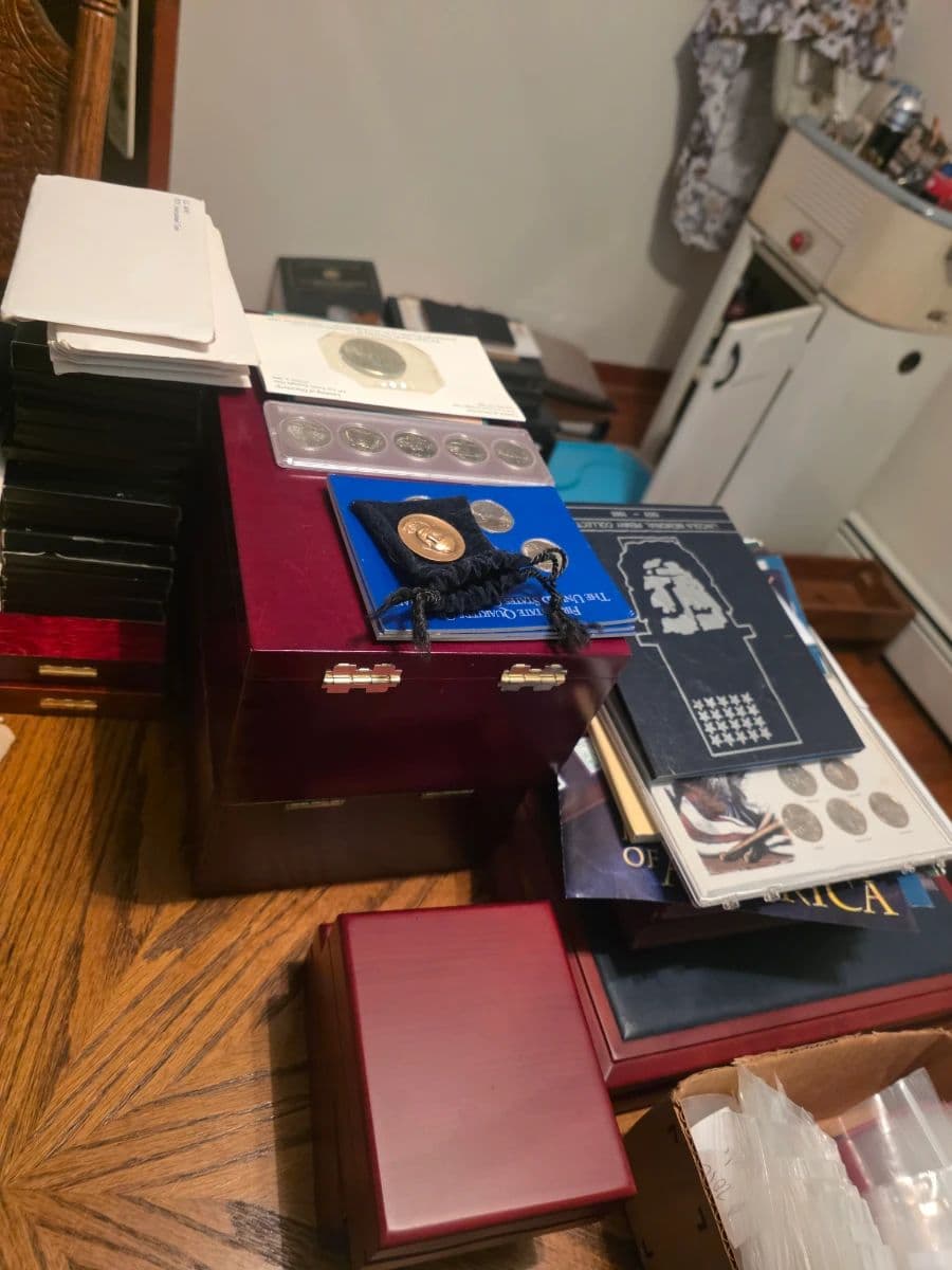 Honey Hole Estate Sale photo 4