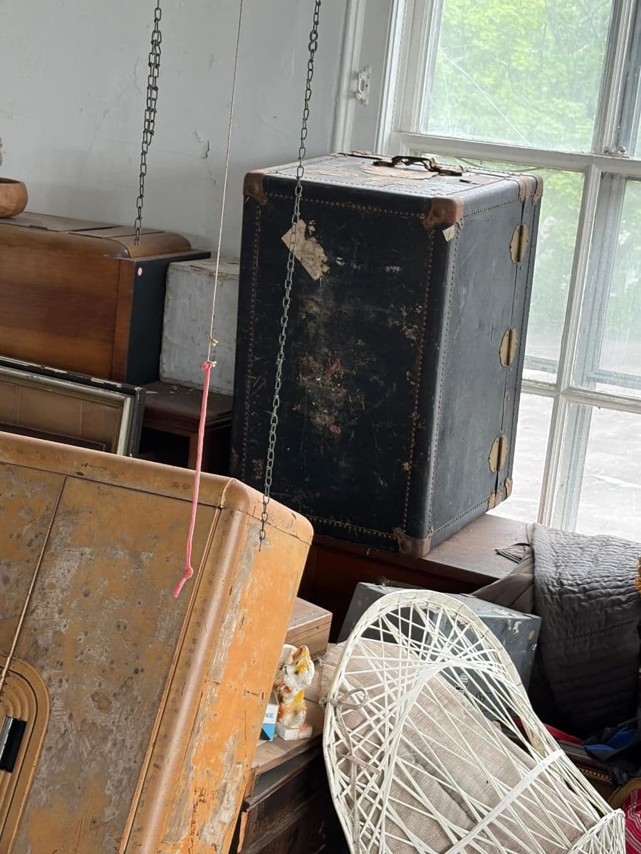 Once-in-a-Lifetime Estate — Movie Props, Presidential Autographs, Yankee Seats & Pokémon! photo 7