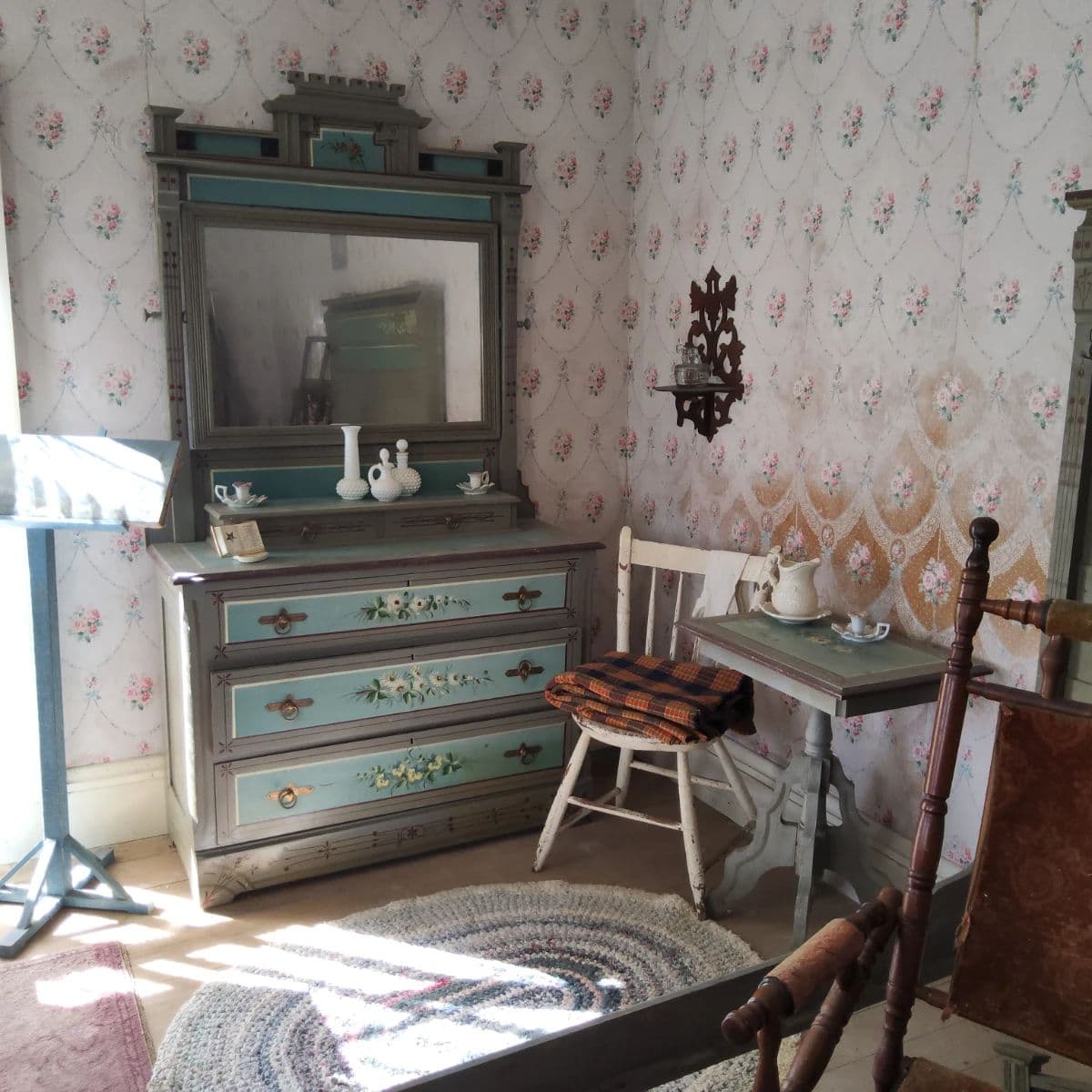 Estate Sale Multi Generations photo 12