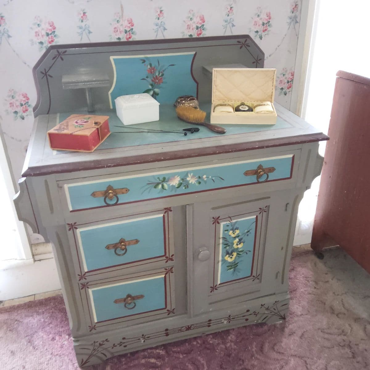 Estate Sale Multi Generations photo 10