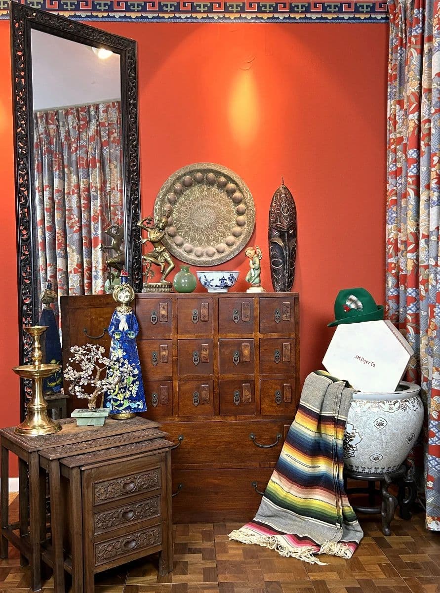 PART 3 ESTATE OF WORLD TRAVELER OF THE MID CENTURY photo 1