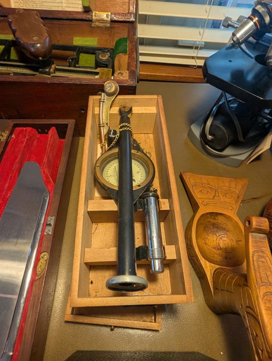 ROYAL OAK ESTATE SALE -Vintage Ship Lanterns, Compasses & Antiques photo 11
