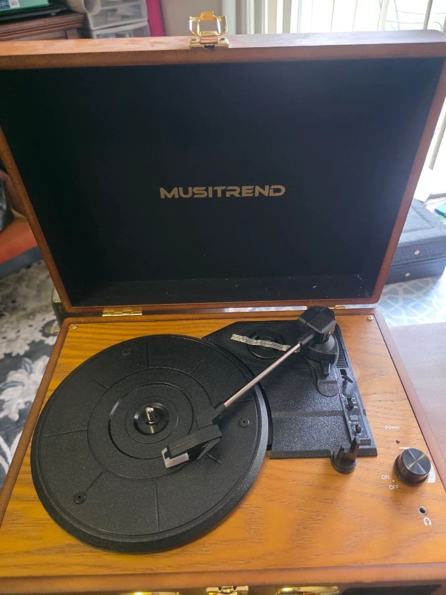 Fox Hill Estate Sale photo 8