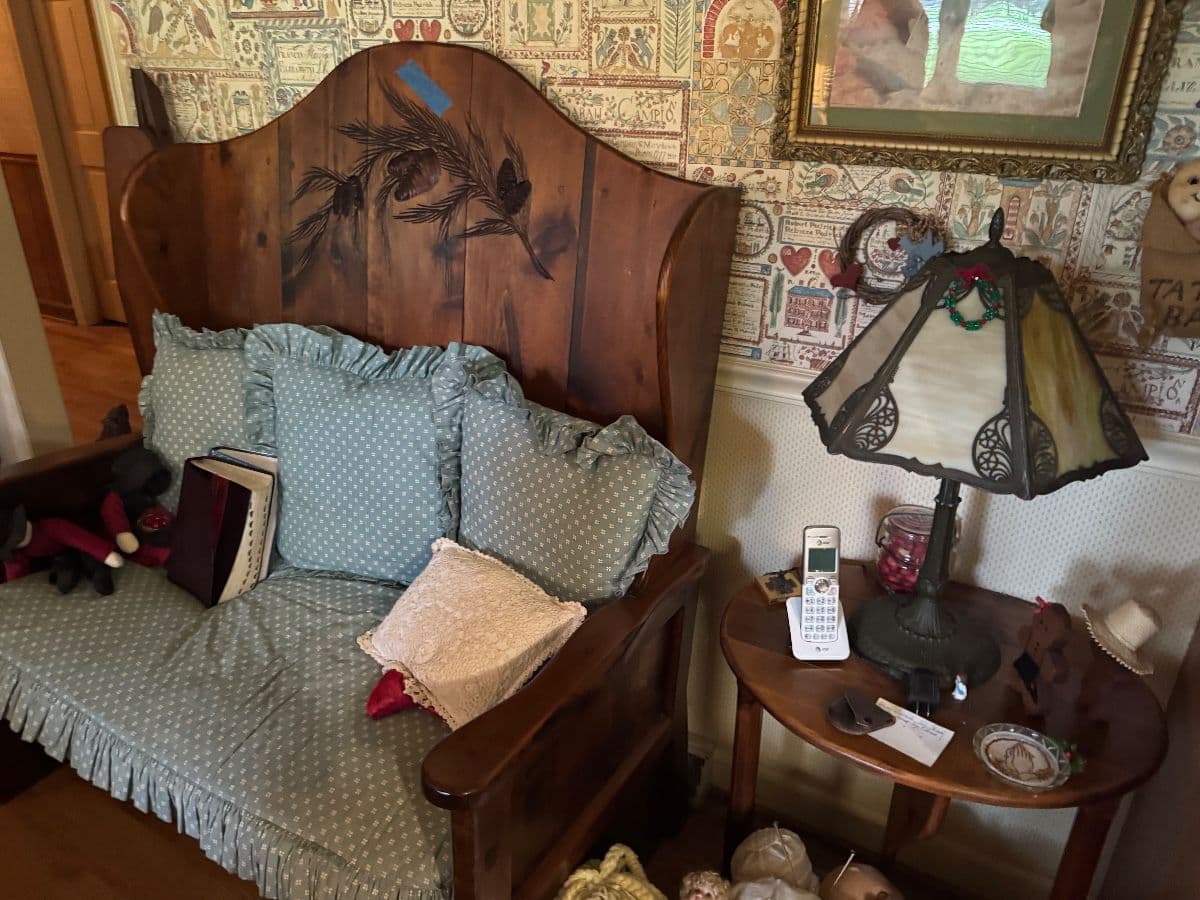 Mike D Estates / Antiques Galore & Primitive Collectibles photo 6