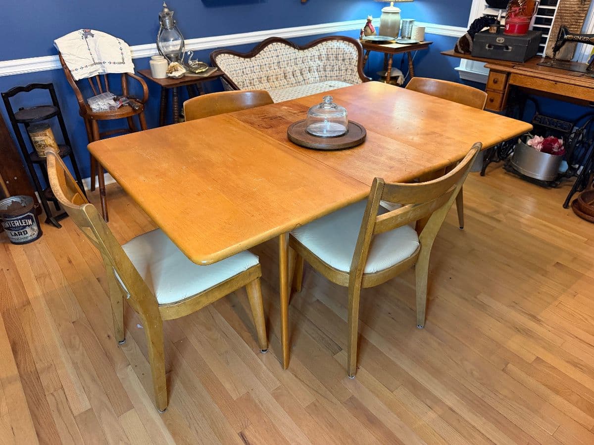 ONE-DAY POP-UP SALE! Brick Ranch-Furniture, Lamps, Art, ++ Everything must go!! photo 6